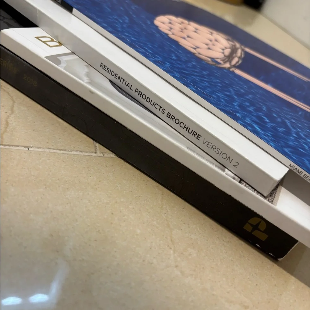 Assorted Design Catalogs Set - Picture 4 of 4